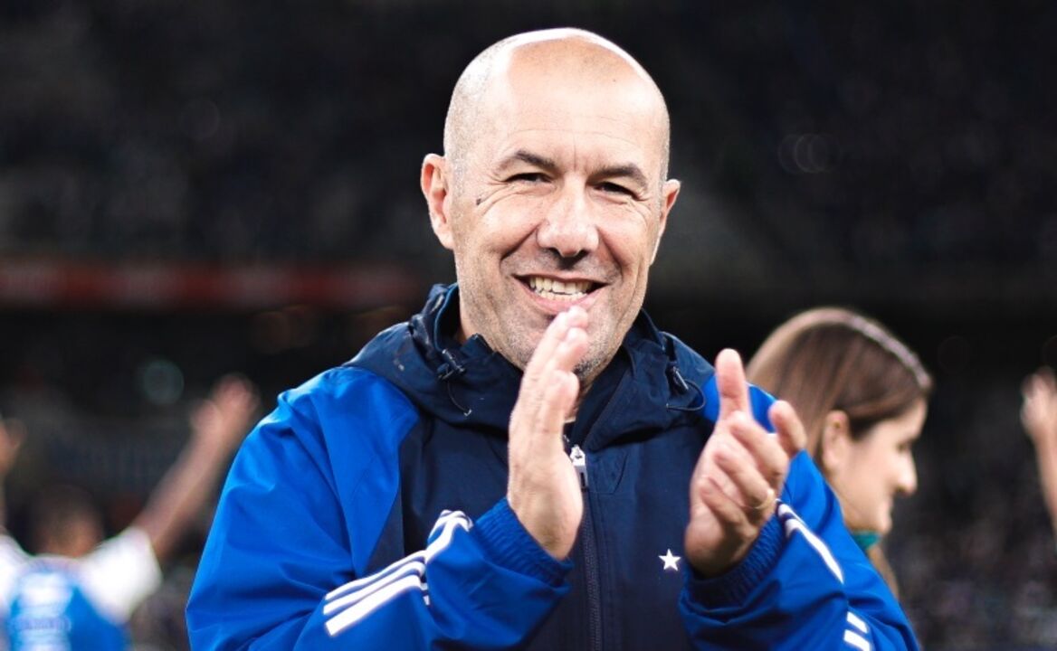 Gabigol destaca a relação com Leonardo Jardim após vitória do Cruzeiro.
