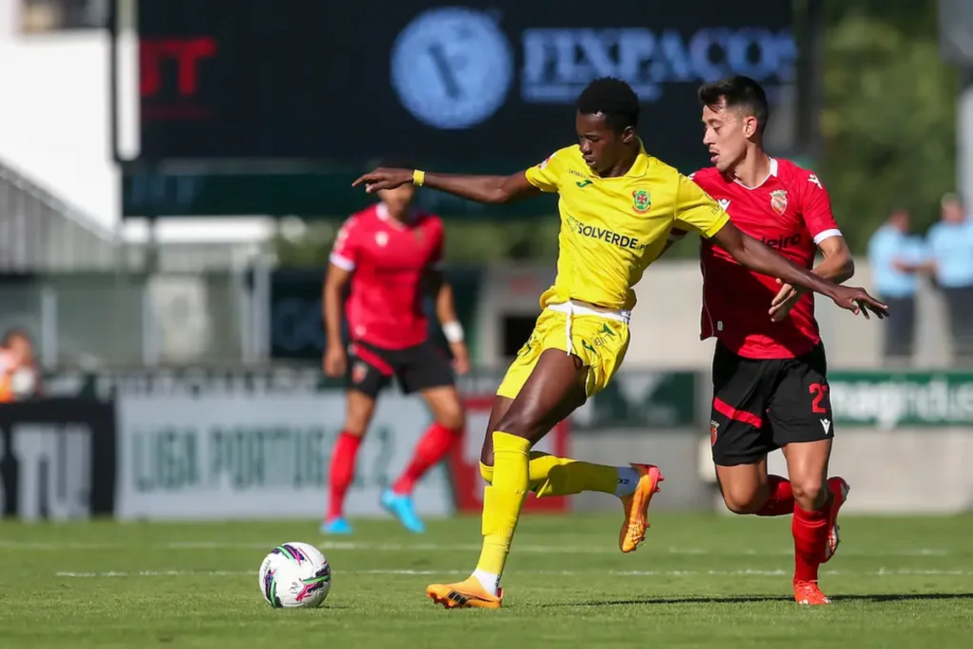 Joffrey rescindiu contrato