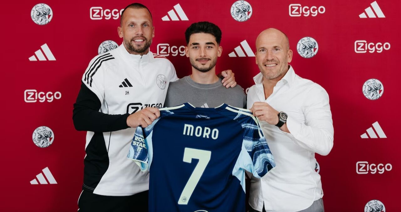 Moro é o novo jogador do Ajax, Heiting assume erro