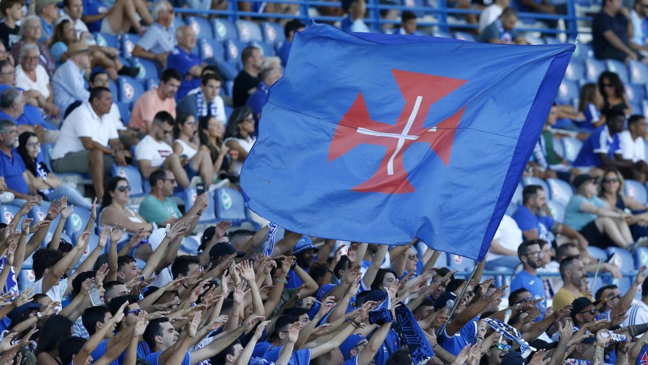 Adeptos do Belenenses nas bancadas do Restelo 