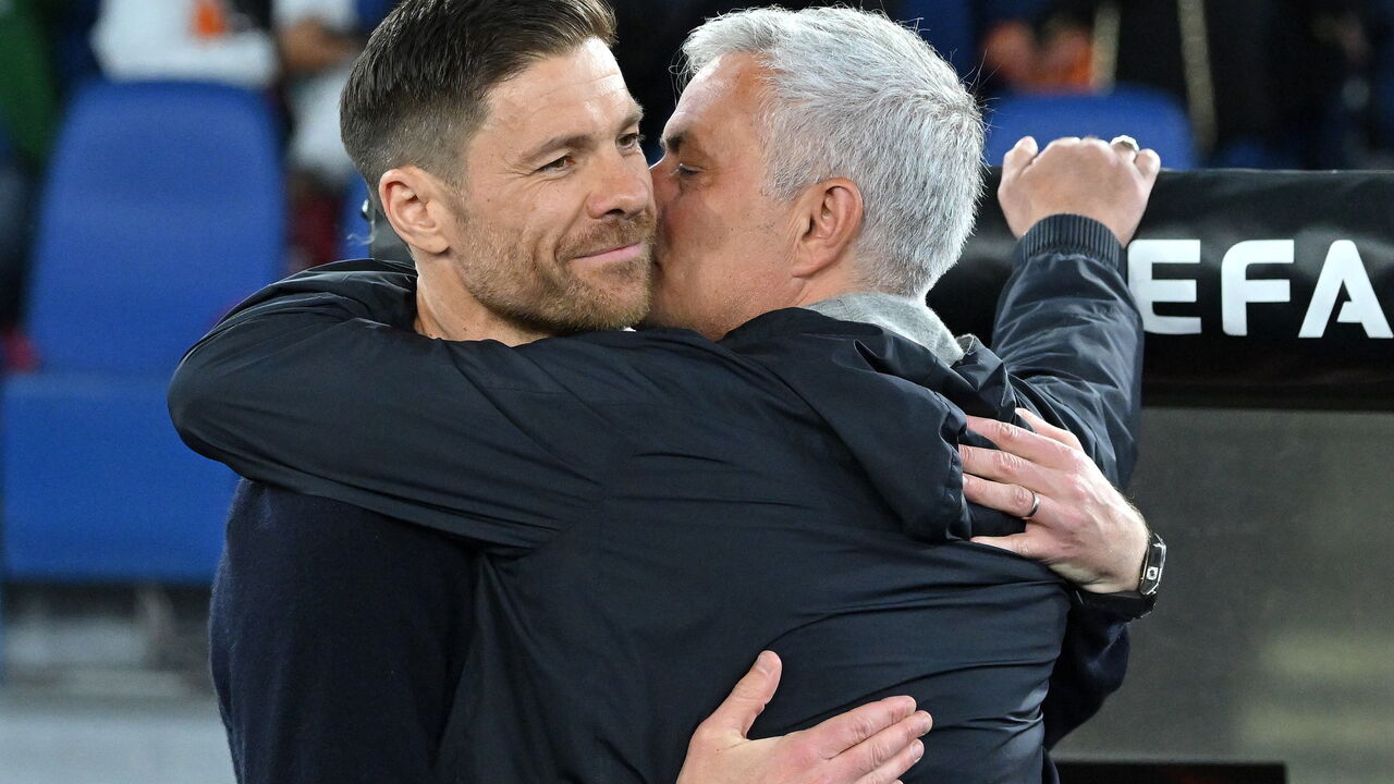 Xabi Alonso e José Mourinho