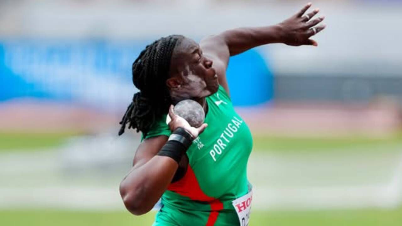 Auriol Dongmo em ação no Mundial, em Tóquio