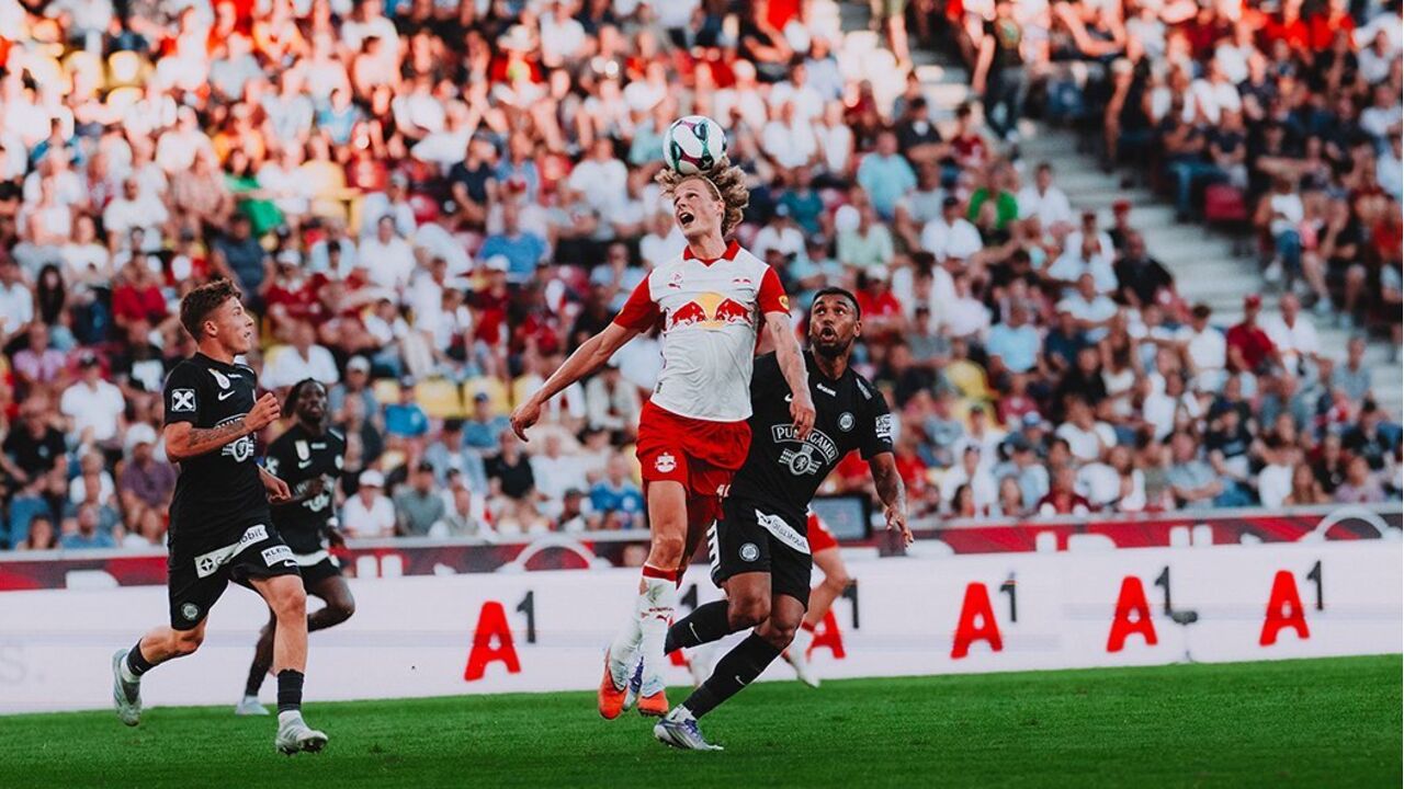 Salzburgo perde com o campeão antes de receber FC Porto na Liga Europa