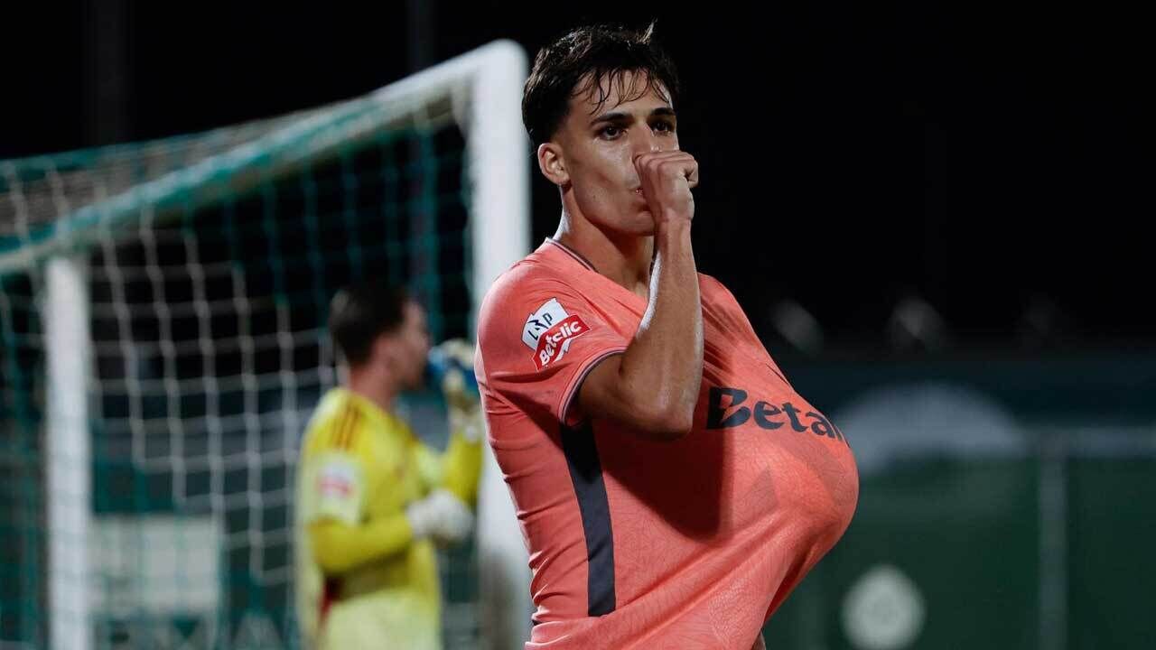 Gabri Veiga junta-se à armada espanhola no FC Porto após exibição em Vila do Conde