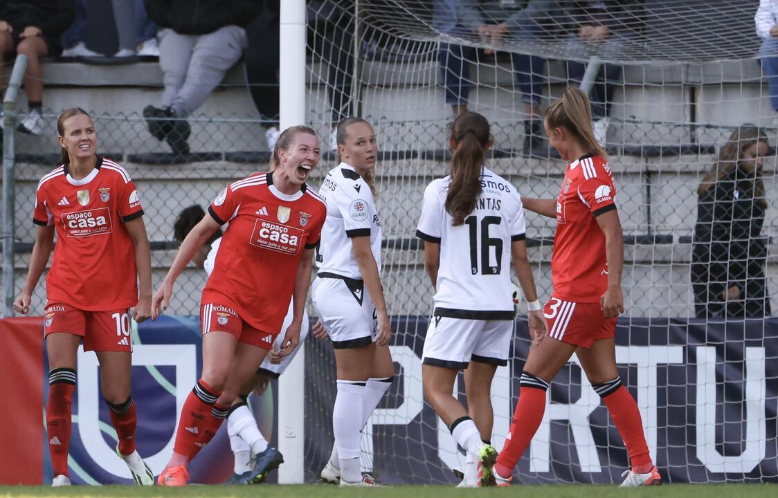 Benfica vence V. Guimarães por 5-1 na Liga BPI, com destaque para Carole Costa e Chandra Davidson