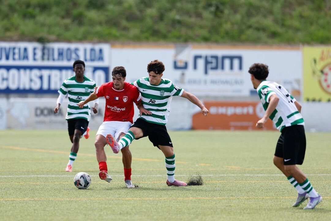 Equilíbrio marca jogo Santa Clara-Sporting (1-1) nos Açores