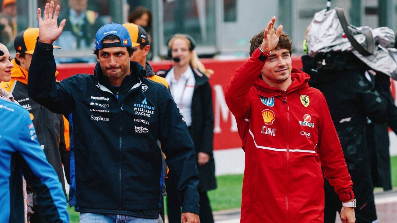 Carlos Sainz (Williams) e Charles Leclerc (Ferrari)