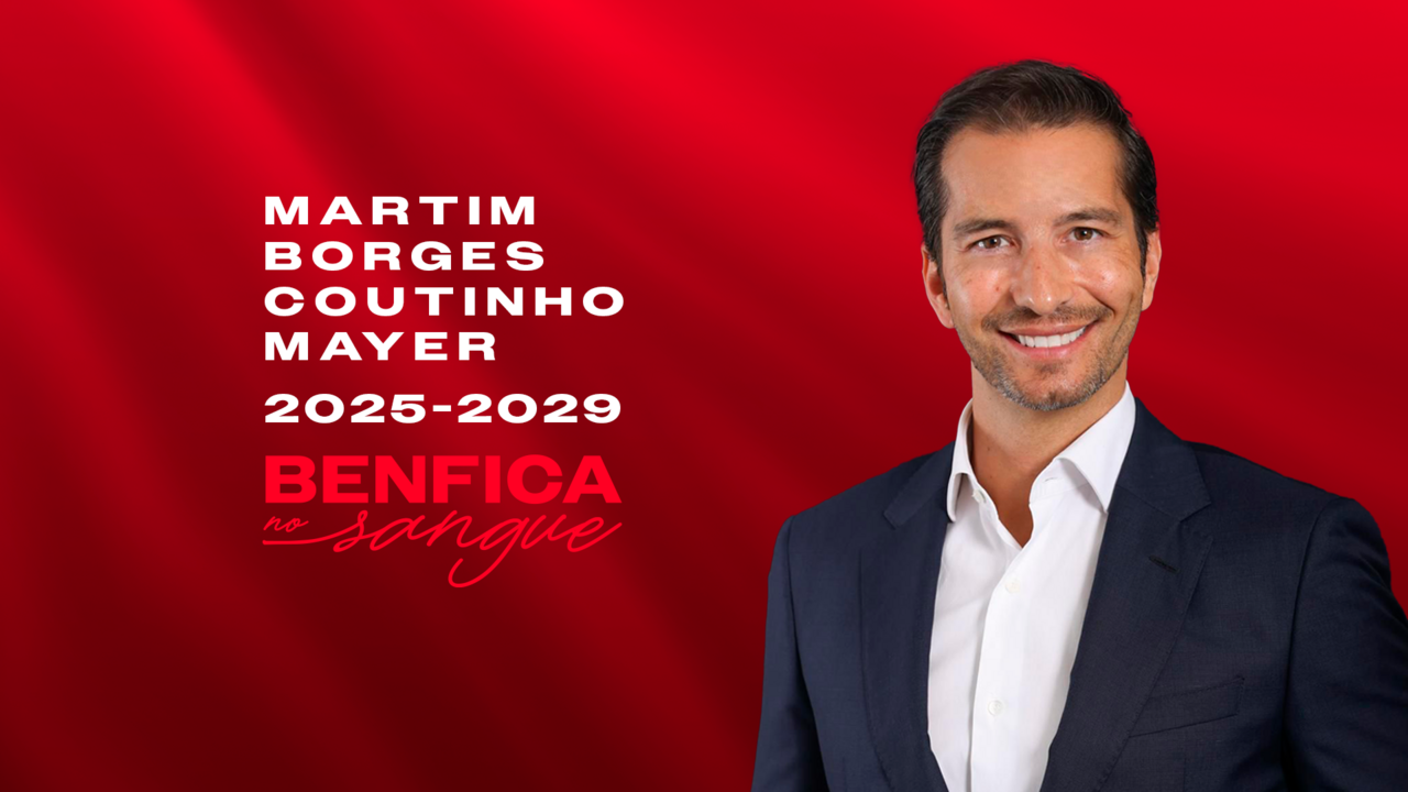 Martim Mayer entrega Património do Benfica a José Rui Menezes e Castro