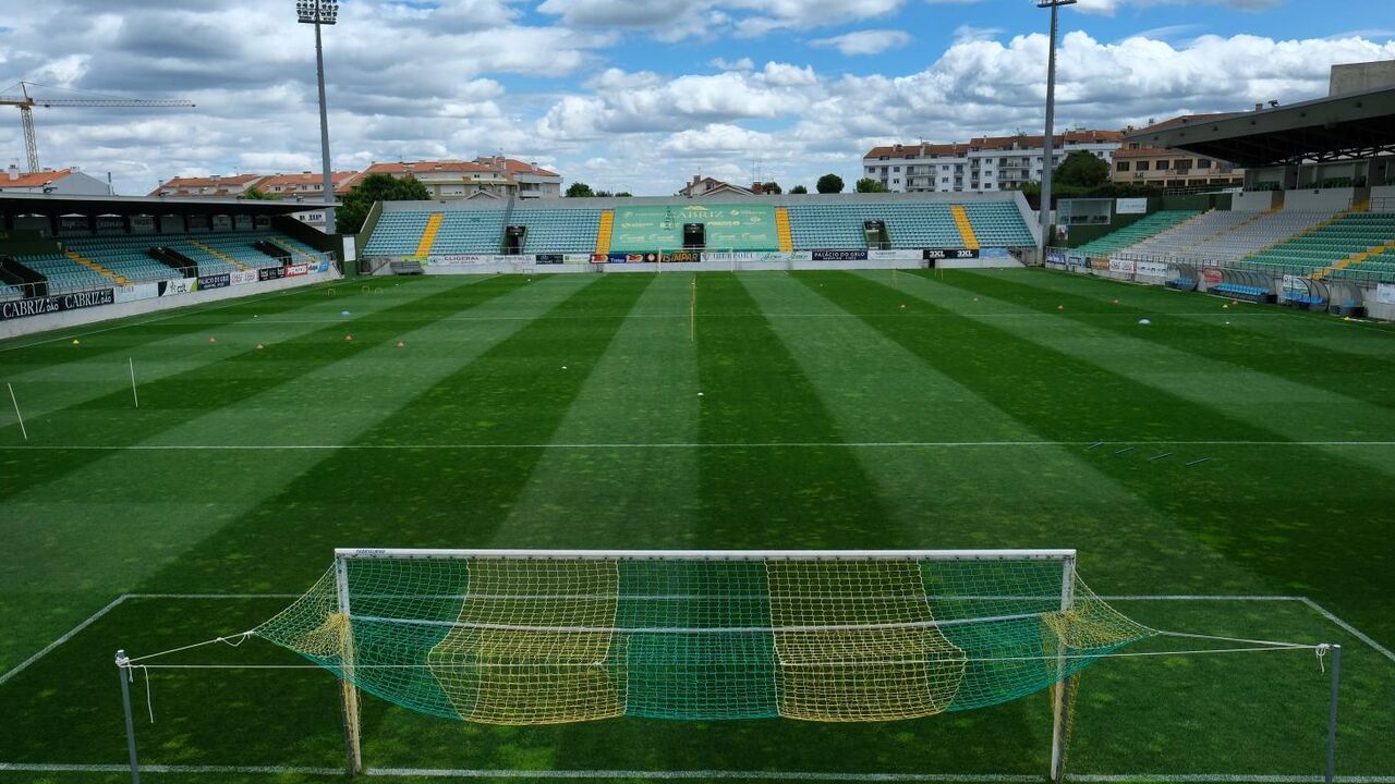 Estádio João Cardoso com novo relvado para a receção ao Sporting