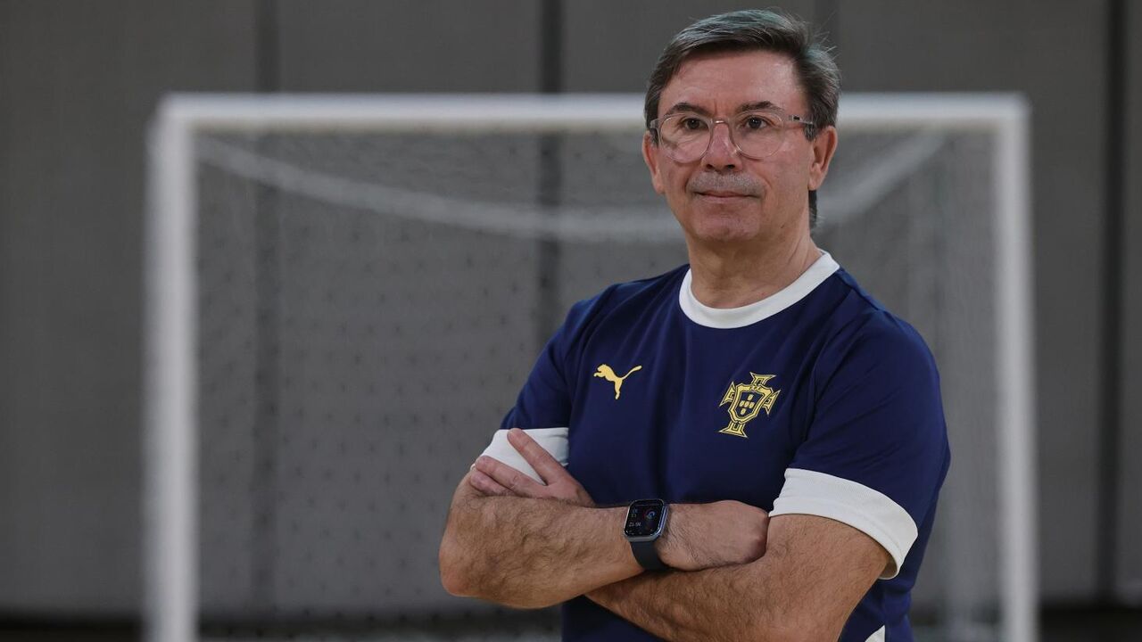 José Luís Mendes confiante no Europeu de futsal Sub-19 na Moldávia