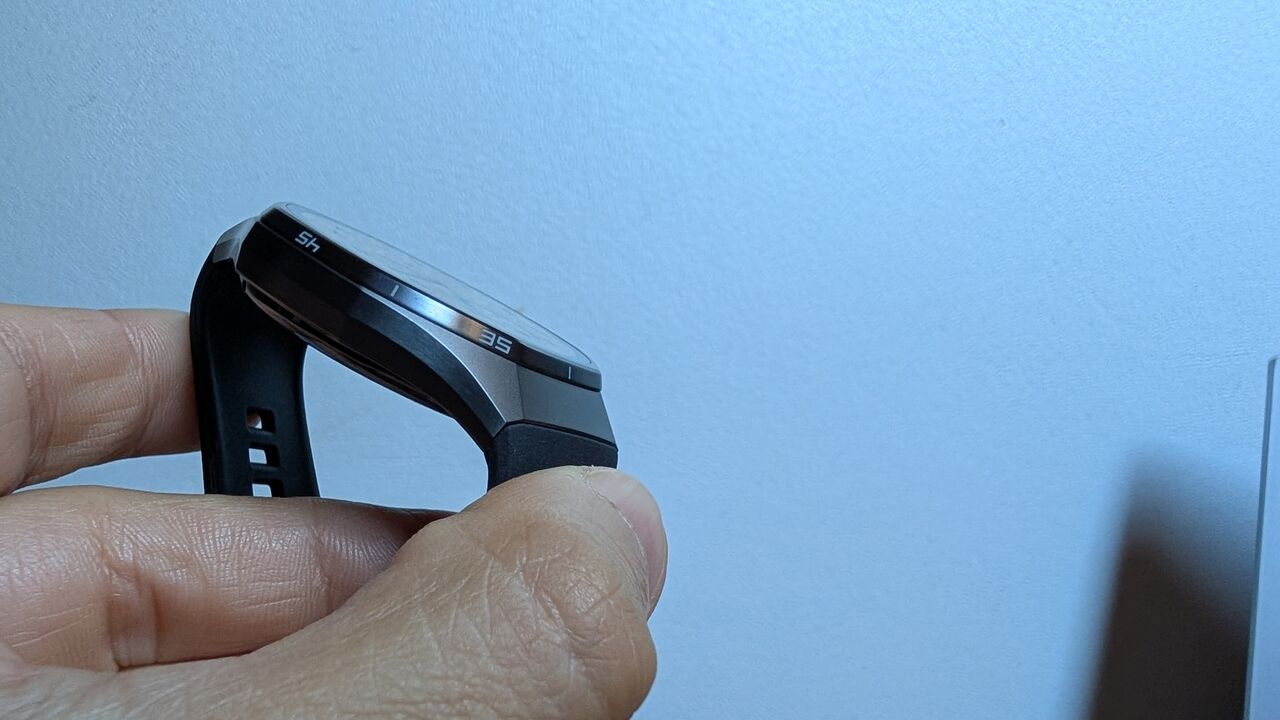 Moldura e o ecrã são de grande qualidade. Não seria de esperar outra coisa