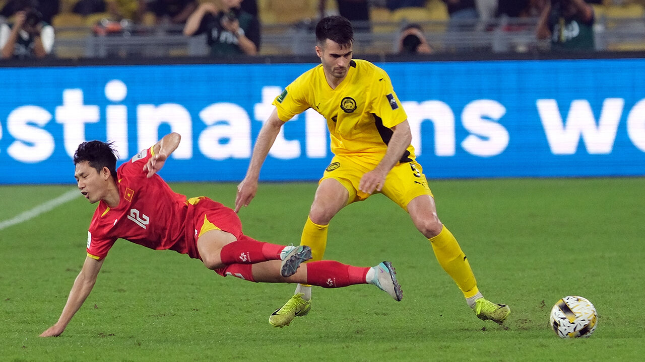 Jon Irazabal Iraurgui jogou pela Malásia... mas não podia