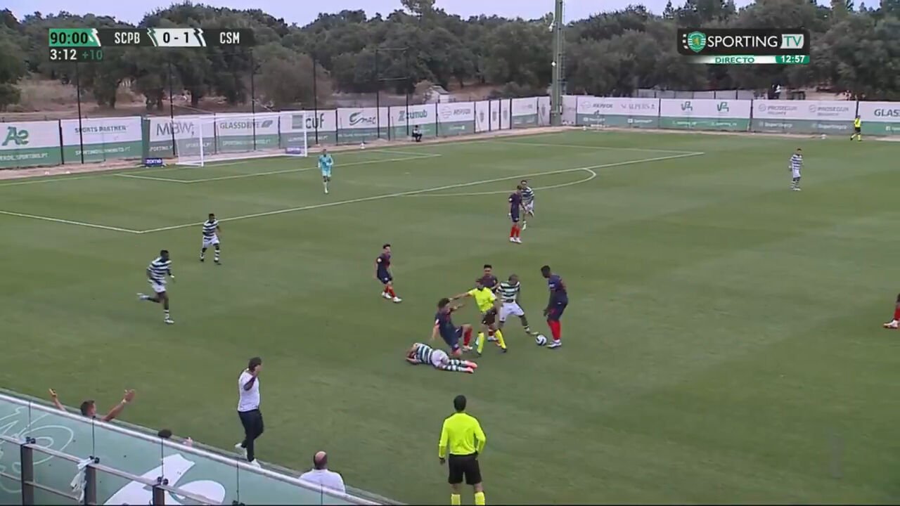 O CSM vence o SCPB por 0-1 no jogo de futebol