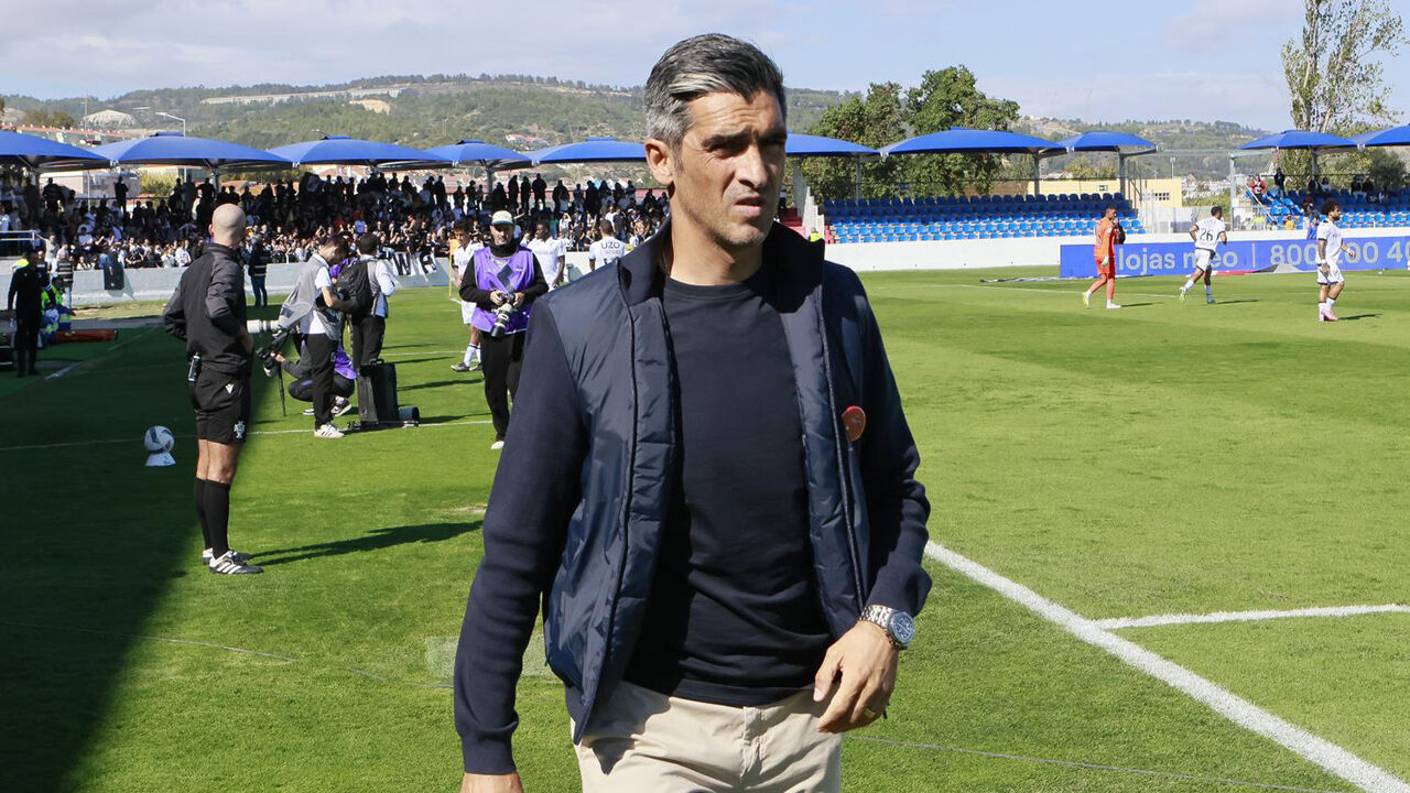 Custódio Castro compara Alverca ao Benfica após vitória