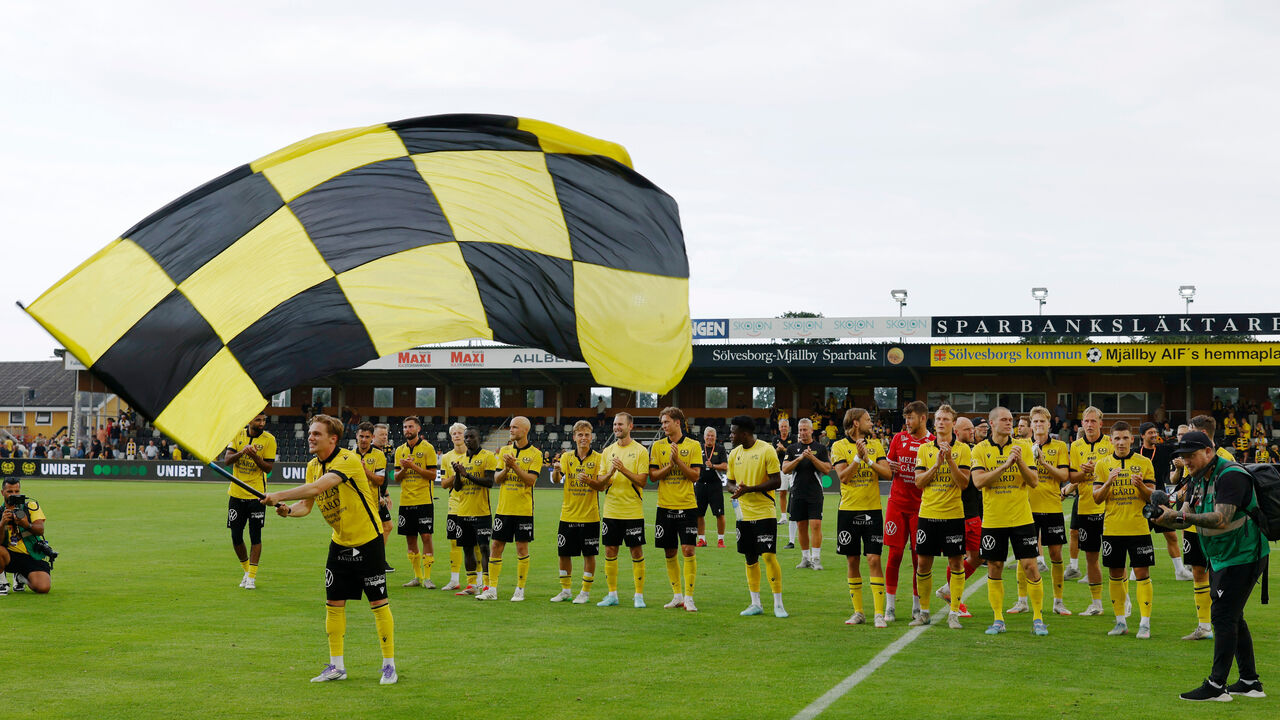 Equipa do Mjällby lidera campeonato sueco