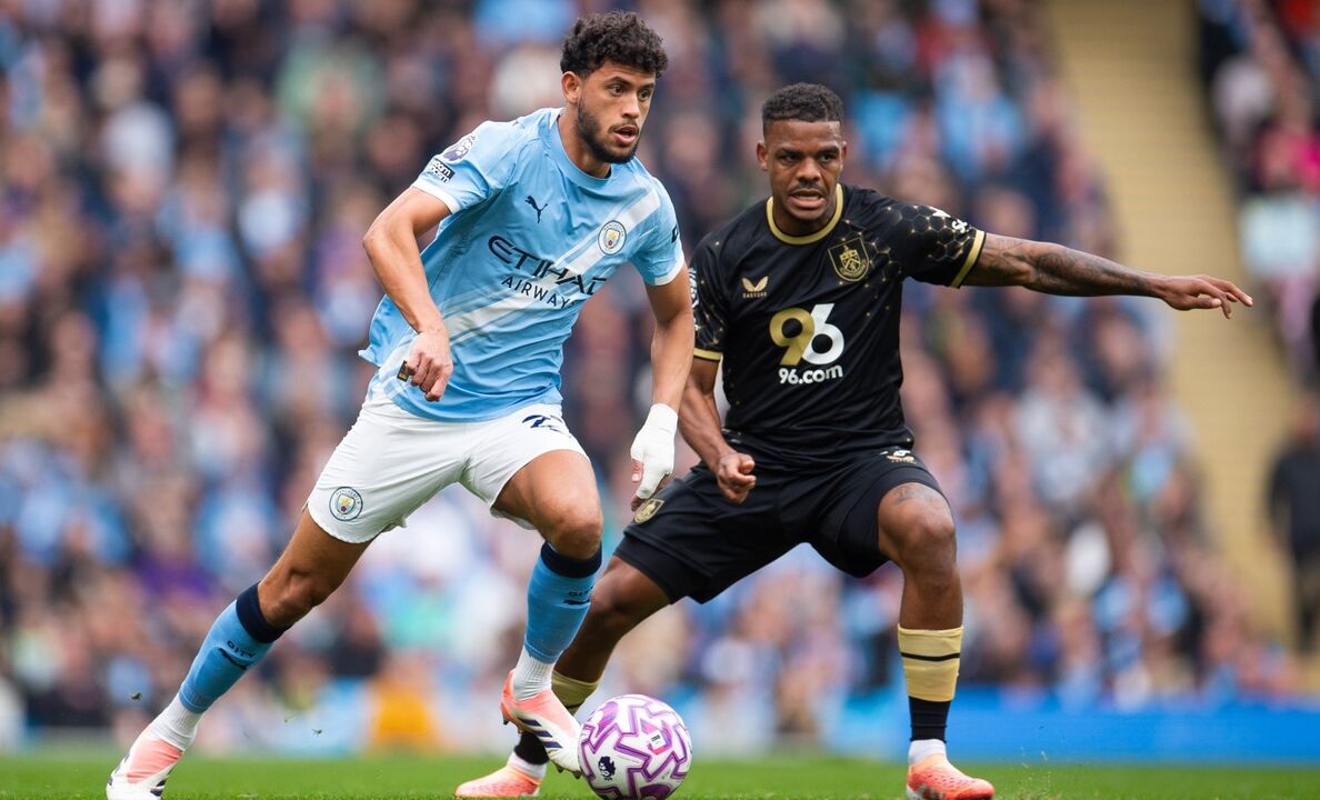 Matheus Nunes é alvo do Nápoles devido à sua polivalência no meio-campo