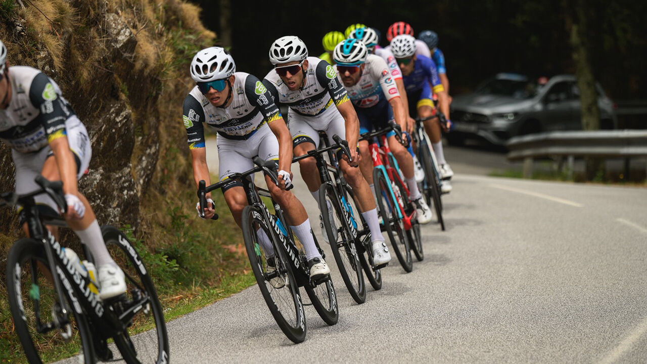 Equipa AP Hotels&Resorts-Tavira-Farense suspensa pela UCI por doping