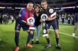 Kylian Mbappe, a mãe Fayza Lamari, e o irmão Ethan