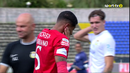 Insólito: choque entre Adriano e André Gomes no regresso ao relvado atrasou recomeço do Santa Clara-Alverca