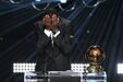 Dembélé não conseguiu conter as lágrimas após vencer a Bola de Ouro