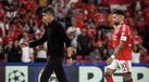 Otamendi pede autocrítica após derrota do Benfica frente ao Qarabag na Champions, em Lisboa