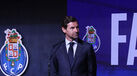 André Villas-Boas surge num evento com o emblema do Futebol Clube do Porto ao fundo