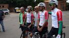 Ciclistas portugueses confraternizam no Ruanda