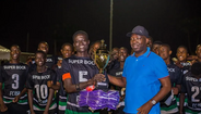 FC Olympic Sport d'Abobo com equipamentos cedidos por Diomande