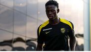 As primeiras imagens de Roger Fernandes no Al Ittihad