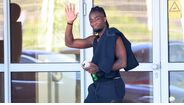 Yann Karamoh no aeroporto