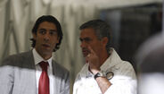 Mourinho com Rui Costa no estádio da Luz
