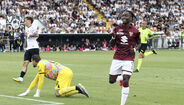 Karamoh celebrou um golo pelo Torino contra o Spezia na Serie A
