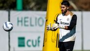 Rui Silva regressa aos treinos do Sporting após lesão no polegar da mão esquerda
