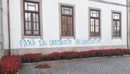Pichagens em Arouca, contra Liga e contra a presidente da CM Arouca, Margarida Belém