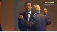 Villas-Boas e Carlos Pinho conversam antes do jogo