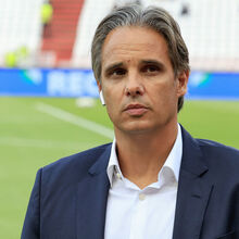 <![CDATA[ Nuno Gomes desvincula-se de empresa de representação da qual era sócio com o irmão ]]>