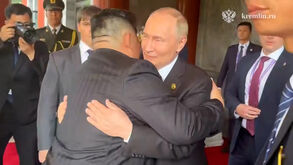 «Estamos à sua espera»: Putin convida líder norte-coreano a voltar à Rússia