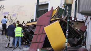 Destroços do Elevador da Glória