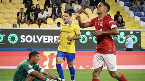 Gabriel Silva em grande no Santa Clara