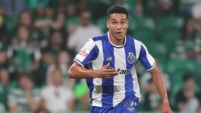 Alerta no Dragão: FC Porto revela lesão muscular de Alberto Costa