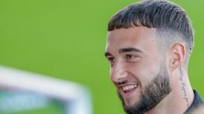 Debast feliz no Sporting e na seleção: «Nos últimos meses há algo muito mais positivo»