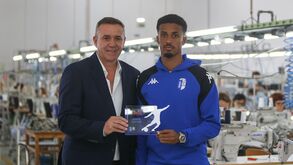 Miguel Tavares premiado pelos adeptos do Vizela