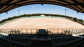 Obras na Academia: Estádio Aurélio Pereira já se encontra preparado para receber novo relvado
