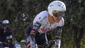 João Almeida após contrarrelógio encurtado: «É pena que não tenham sido os 27 quilómetros...»