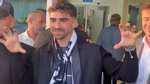 Jota Silva chega à Turquia para assinar pelo Besiktas: «Estou ansioso por começar»