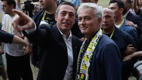 Presidente do Fenerbahçe confessa: «Foi muito difícil separar-me de Mourinho...»