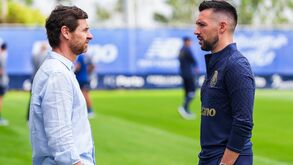 Central em análise no FC Porto: decisão a tomar entre Villas-Boas e Francesco Farioli