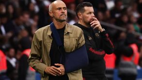 O motivo que levou Luis Enrique a 'fugir' do banco do PSG para a tribuna de imprensa
