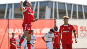Benfica cilindra Qarabag na estreia na Youth League