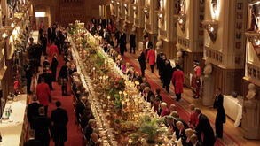 As imagens do banquete 'real' com que Trump foi recebido no Castelo de Windsor
